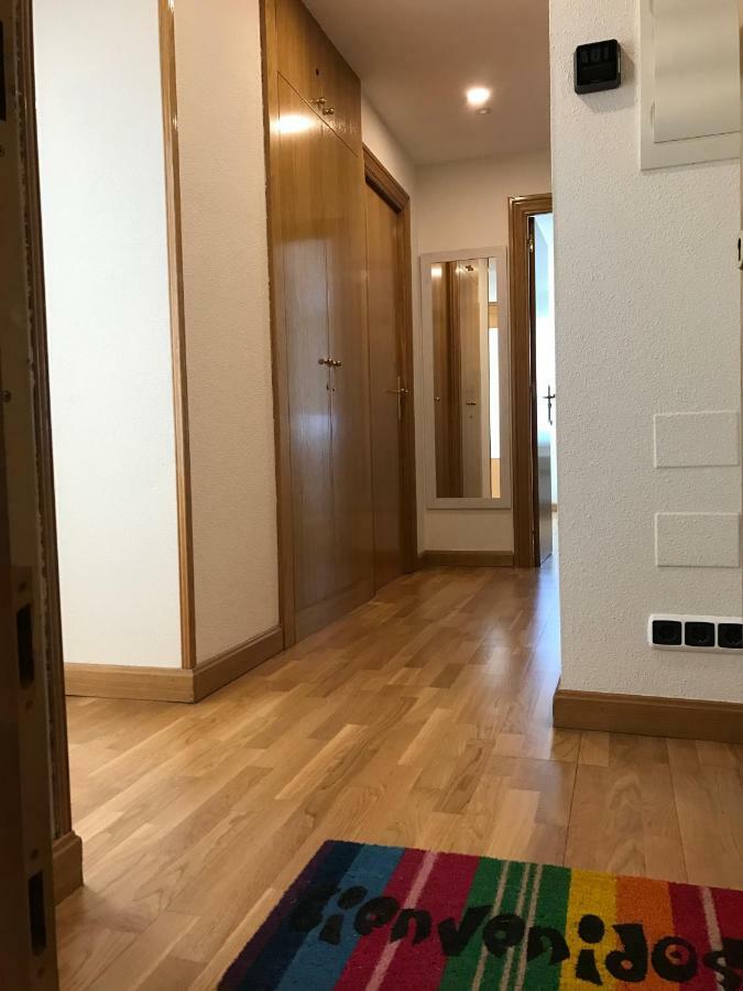 Lindux Apart Pamplona Kültér fotó