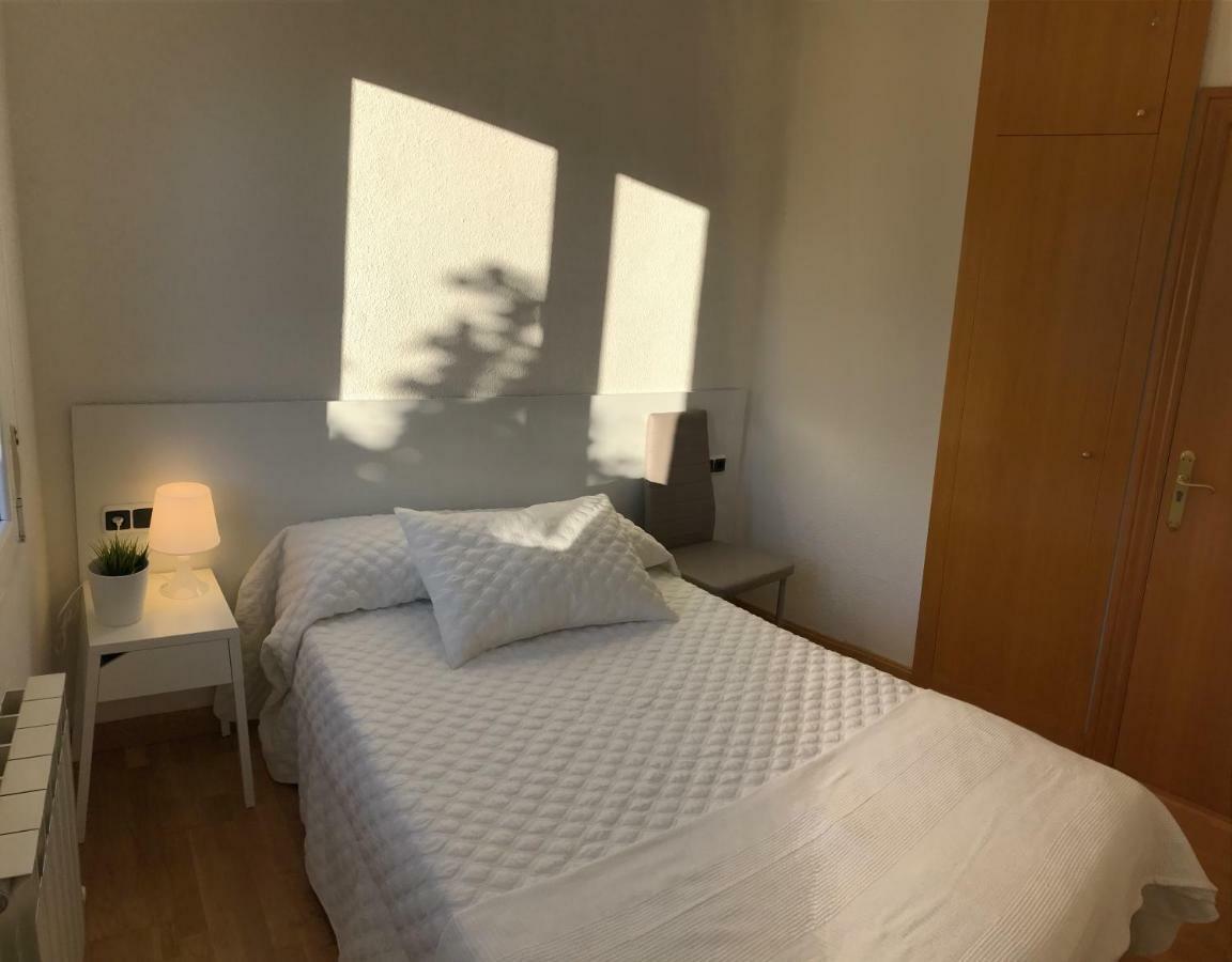 Lindux Apart Pamplona Kültér fotó