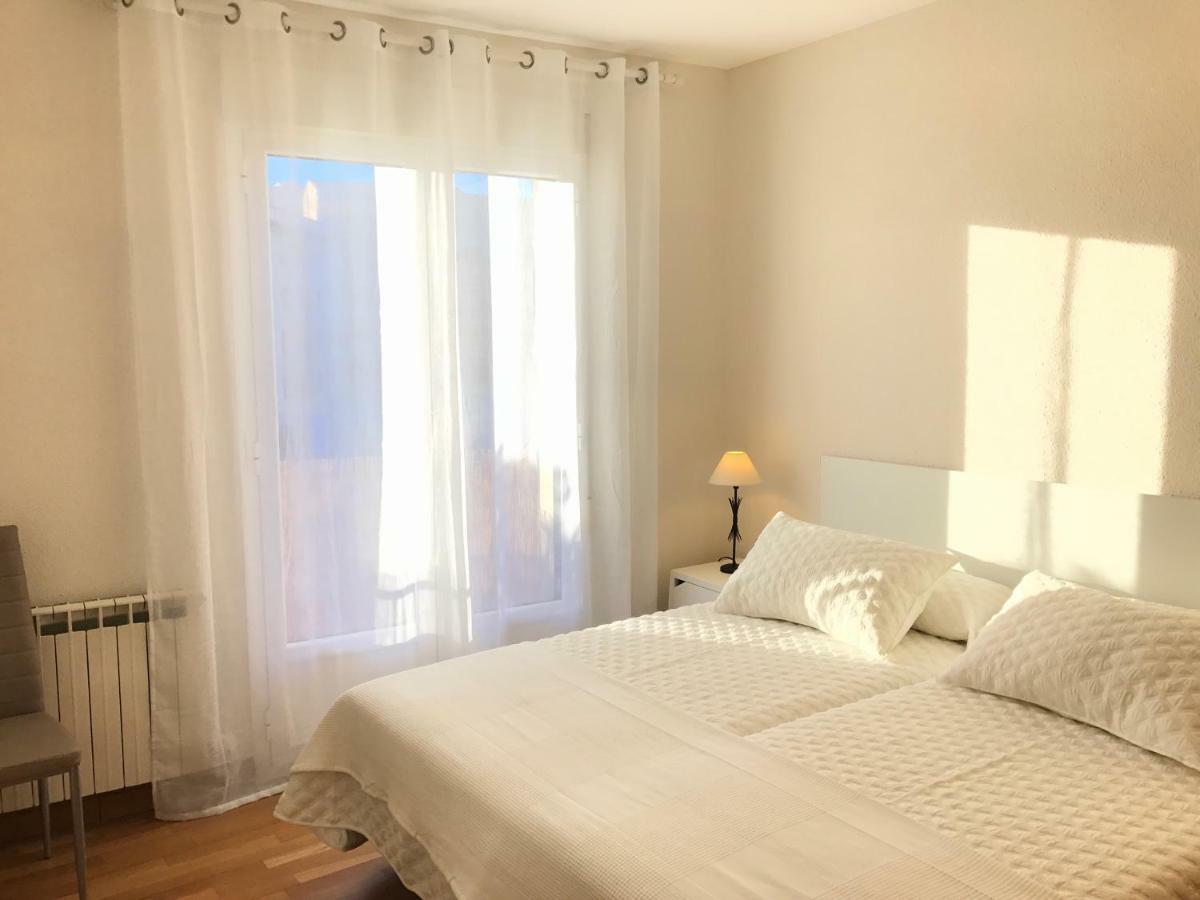 Lindux Apart Pamplona Kültér fotó